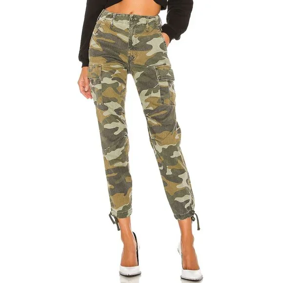 NWT Mother The Sir Yes Sir Camo Cargo Pants in Finding Strength Size 25, 26 $295
